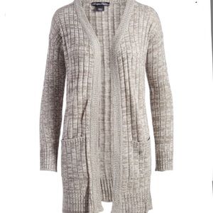 NWT Evelyn Taylor Cardigan